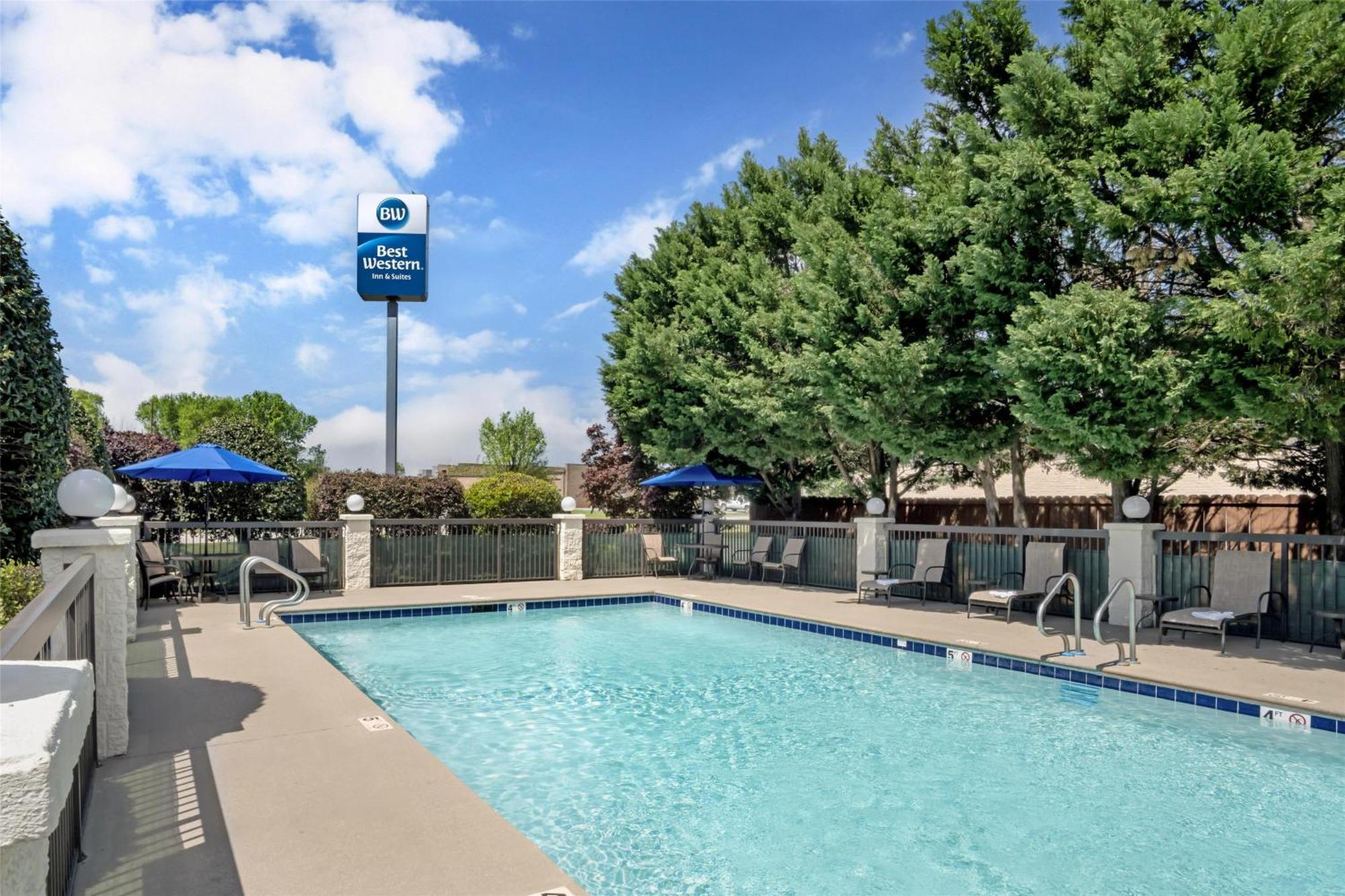 Best Western Inn & Suites Monroe Exteriör bild
